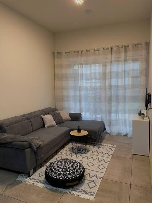 Gartenwohnung Mit Terrasse Und Parkplatz Грац Екстериор снимка