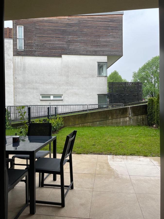 Gartenwohnung Mit Terrasse Und Parkplatz Грац Екстериор снимка